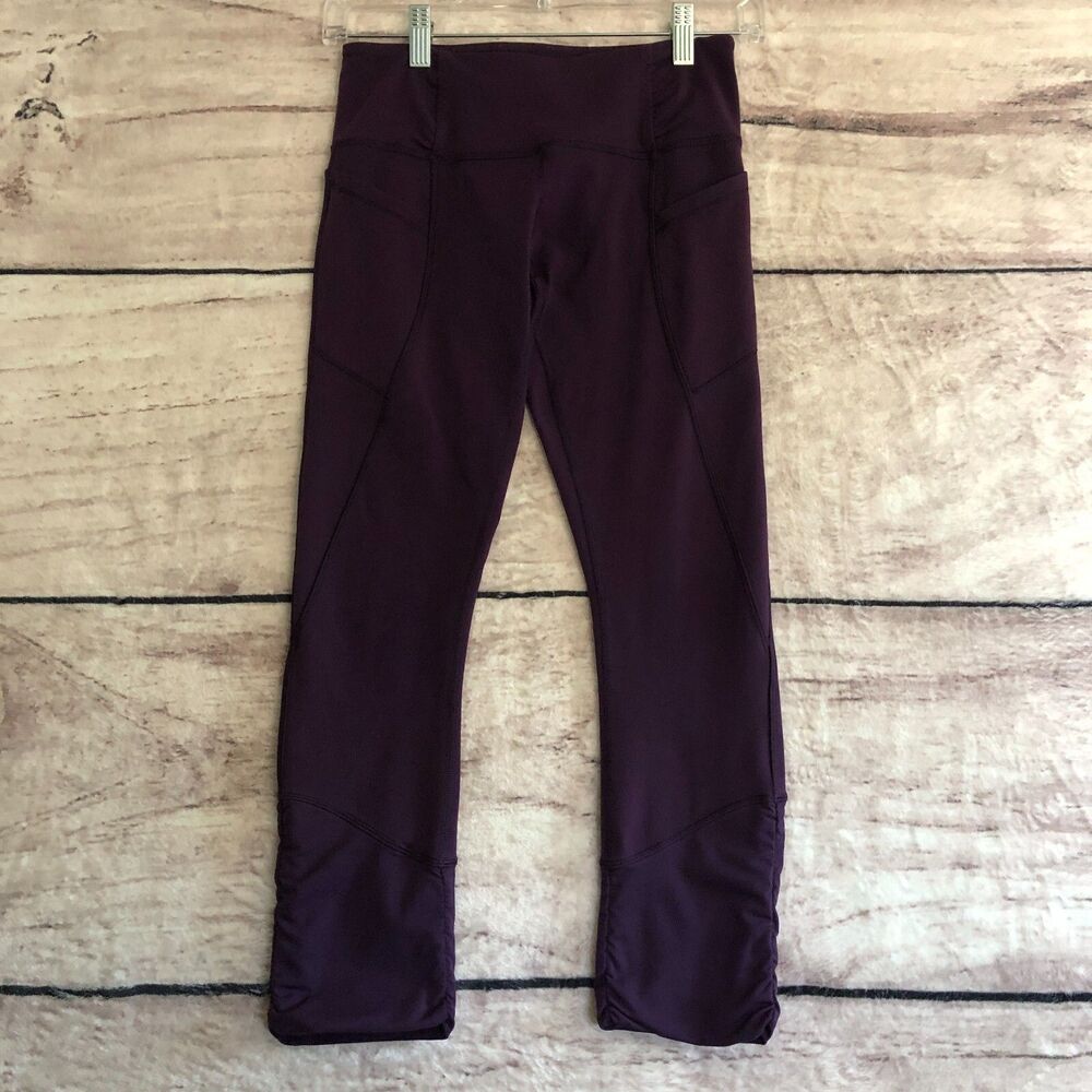 Lululemon Practice Daily Crop Leggings Womens 4 Purple Ruched Pockets